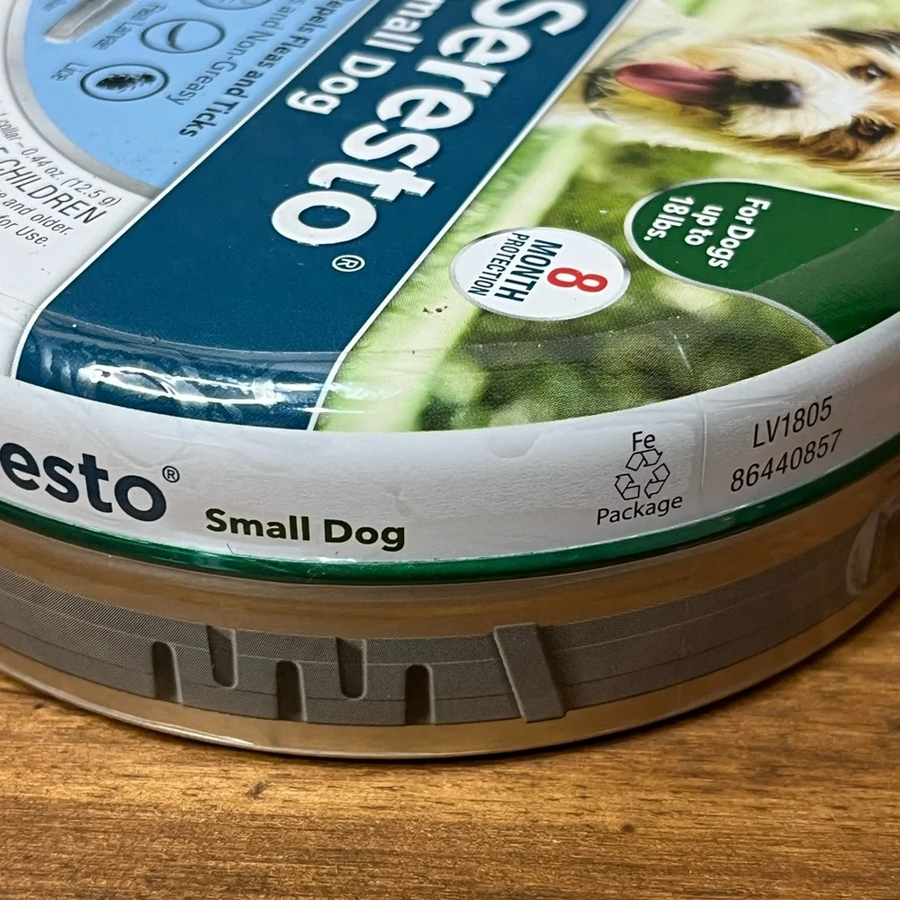 Seresto Flea and Tick Collar 8 Months Protection for Small Dogs - 18lbs